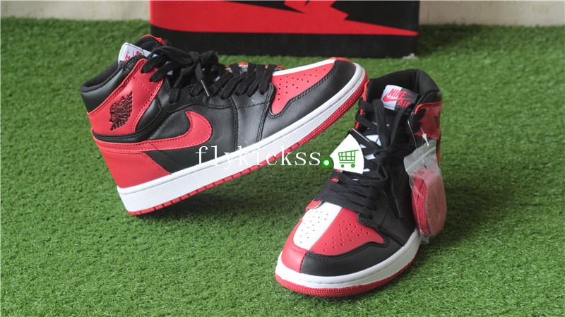 Authentic Air Jordan 1 Homeage To Home Banned Chicago